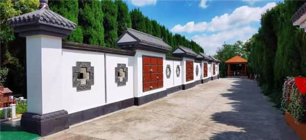 西安漢皇樹葬墓園價(jià)格各是多少錢?