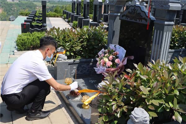 西安壽陽山墓園的園區面積有多大？