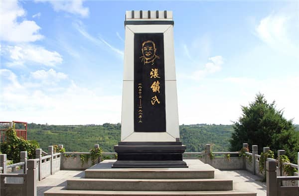 壽陽山墓園在西安的哪個位置，它有哪些特色？