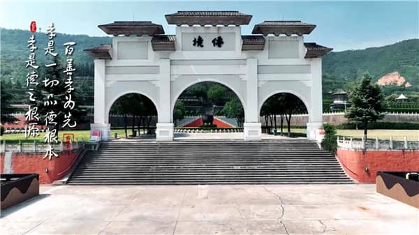 西安霸陵墓園名人,懷念永存