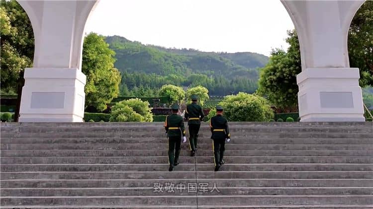 西安霸陵墓園新區是否支持團體預訂或集體安葬活動？