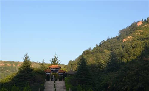 如何在西安市高橋墓園選擇合適的墓地？