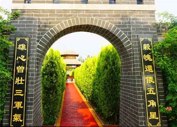 西安陵園墓地到期后續費與續期指南